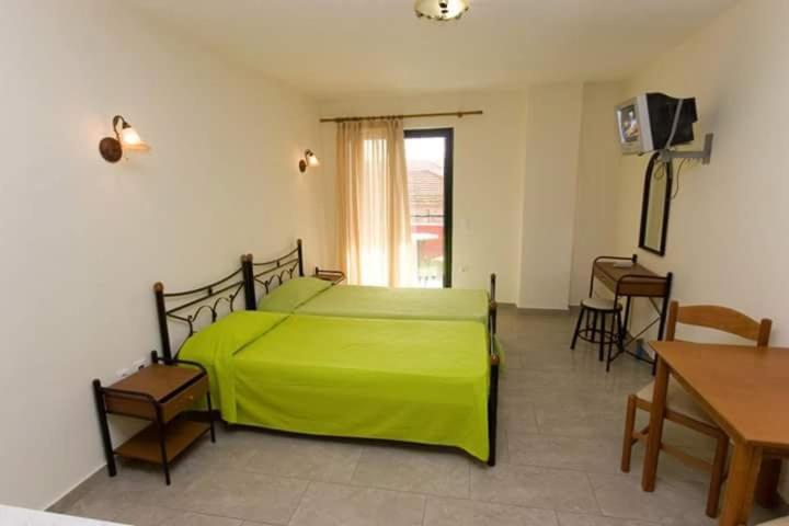Ιωλκοσ Aparthotel Loutra Edipsou  Buitenkant foto