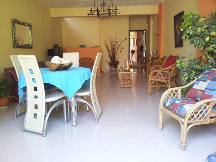 Ιωλκοσ Aparthotel Loutra Edipsou  Buitenkant foto