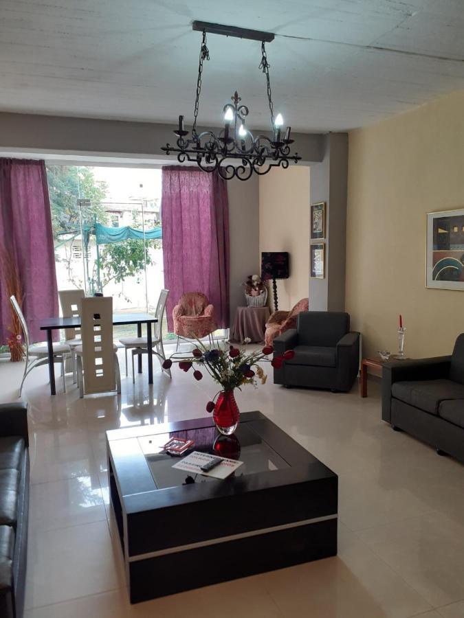 Ιωλκοσ Aparthotel Loutra Edipsou  Buitenkant foto
