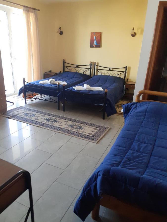 Ιωλκοσ Aparthotel Loutra Edipsou  Buitenkant foto